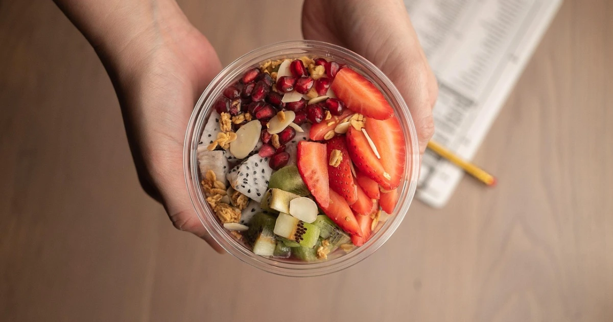 Smoothie Bowls: A Beginner’s Guide to Healthy & Delicious Recipes post thumbnail image