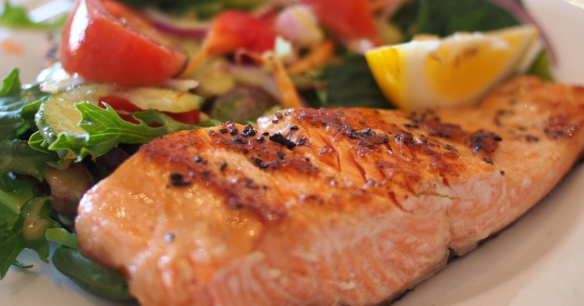 Salmon-Quinoa-Bowl